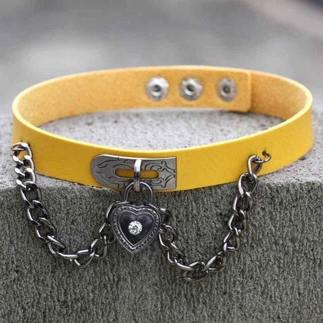 Chained Lock Heart Choker